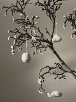 New Ferm Living 3 Colgantes de árbol de Navidad Snowball ornaments, White Blanco