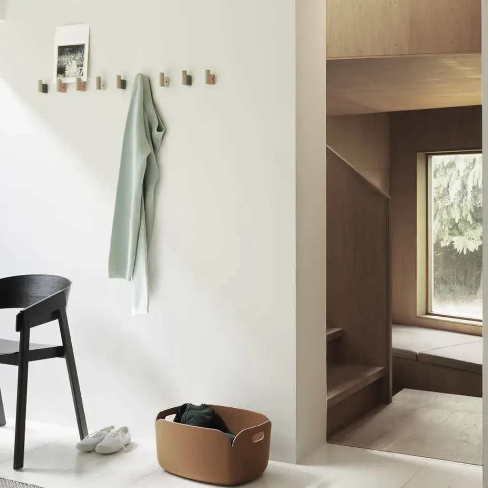 Clearance Muuto 2 Ganchos Attach, roble-black Negro
