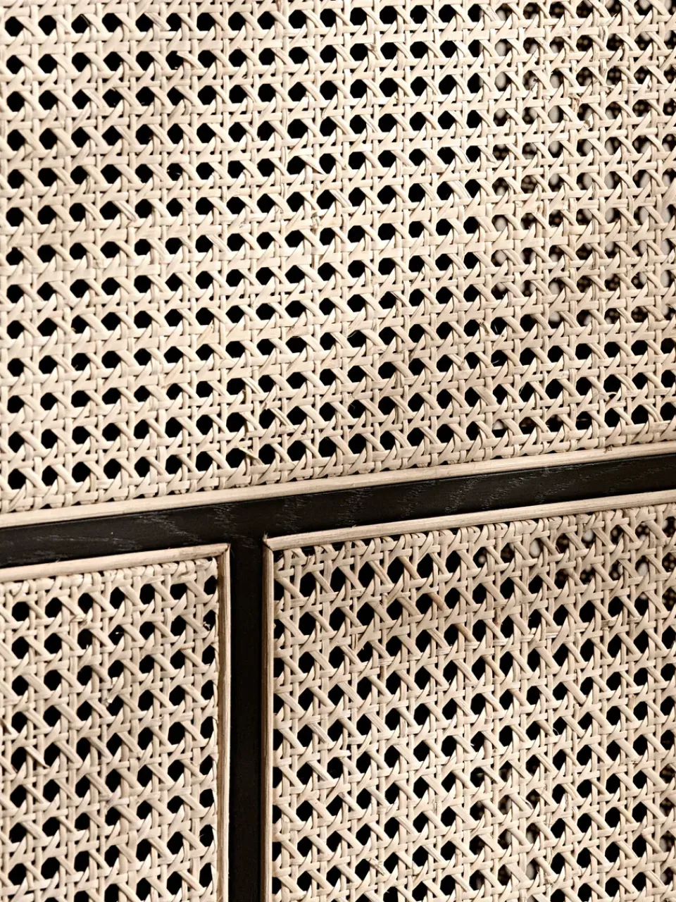Clearance Design House Stockholm Aparador Air, Negro