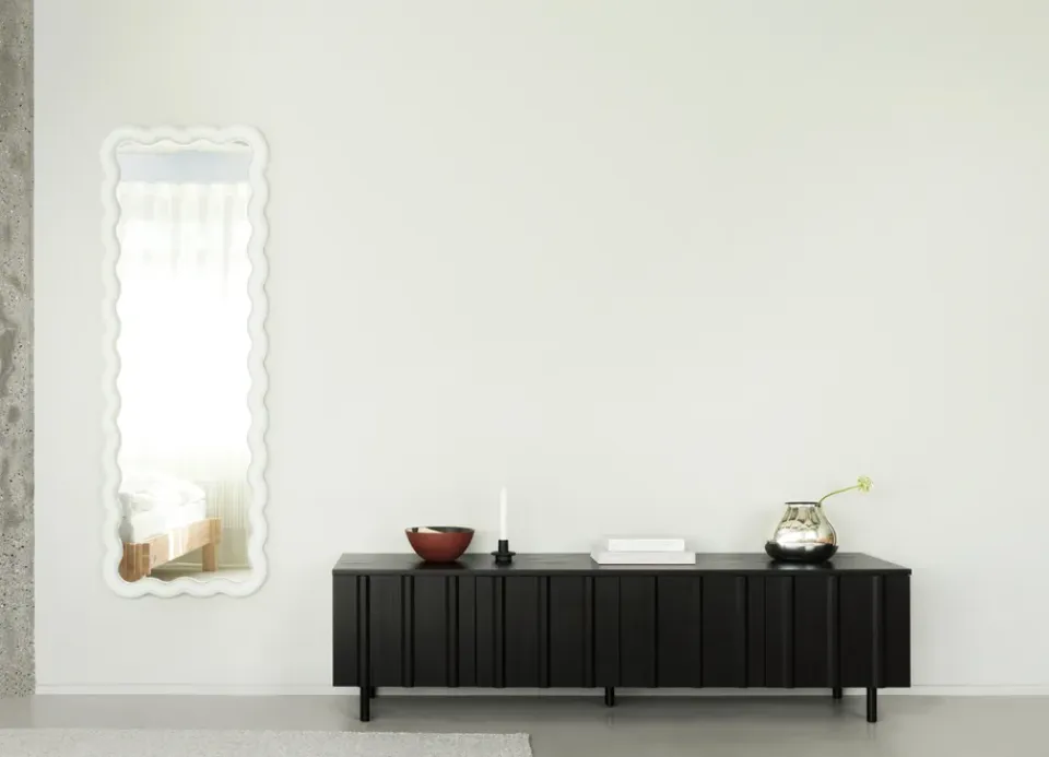 Best Normann Copenhagen Aparador bajo Rib, Soft Black Negro