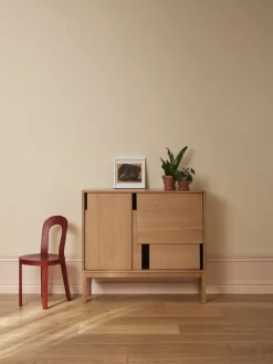 Best Design House Stockholm Aparador Layer, Roble, 120x110, con patas Beige