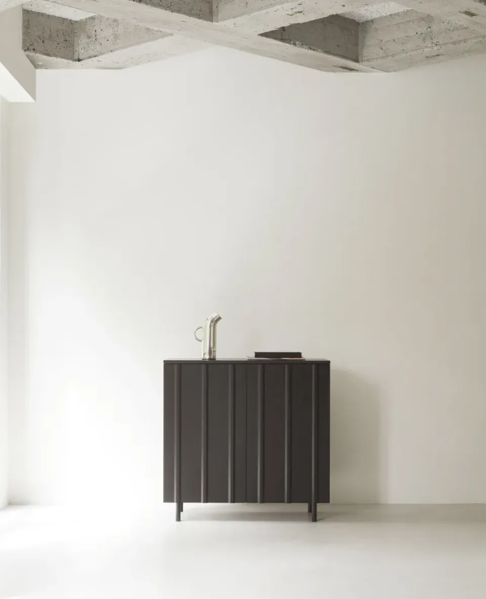 Hot Normann Copenhagen Aparador Rib 96x98,5 cm, Soft Black Negro