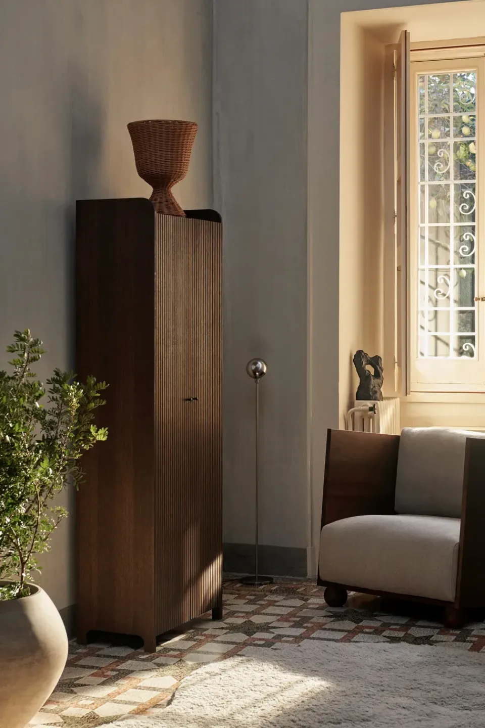 Outlet Ferm Living Aparador Sill Tall, Dark stained oak Marrón