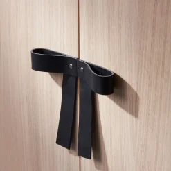 Clearance A2 Aparador The Bow, roble aceitado blanco-negro Beige