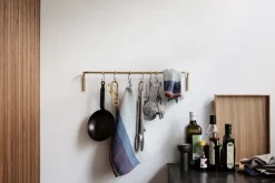 Hot Ferm Living Barra de cocina con 6 ganchos, latón Color dorado