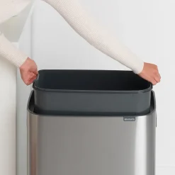 Brabantia Bo touch bin 60 L, acero cepillado mate Plateado