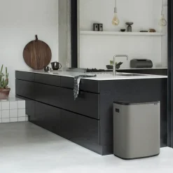 Online Brabantia Bo touch bin 60 L, Mineral concrete grey Gris