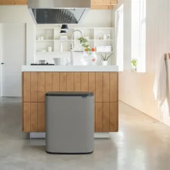 Online Brabantia Bo touch bin 60 L, Mineral concrete grey Gris