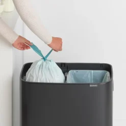 Outlet Brabantia Bo touch bin 2x30 L, mate Negro