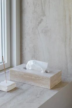 Sale Mette Ditmer Caja de pañuelos Travertine 14x25,5 cm, Linen Beige