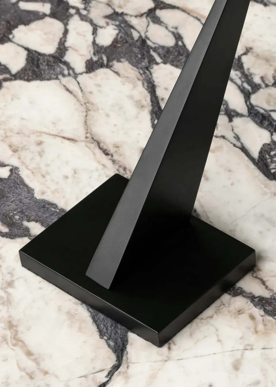 Sale Audo Copenhagen Candelabro Interconnect 70 cm, Negro
