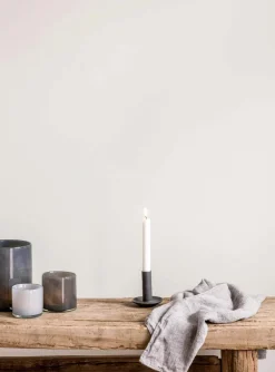 Tell Me More Candelabro Lou, oscuro Gris