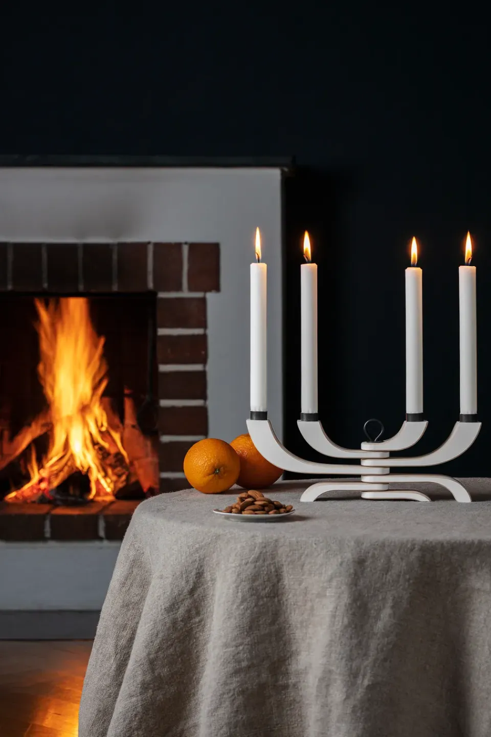 Discount Design House Stockholm Candelabro Nordic Light, 4 brazos, Blanco