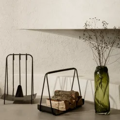 New Ferm Living Cesta para leña Port, Negro