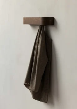 Online Audo Copenhagen Colgador de ropa Epoch 50 cm., Roble teñido oscuro Marrón
