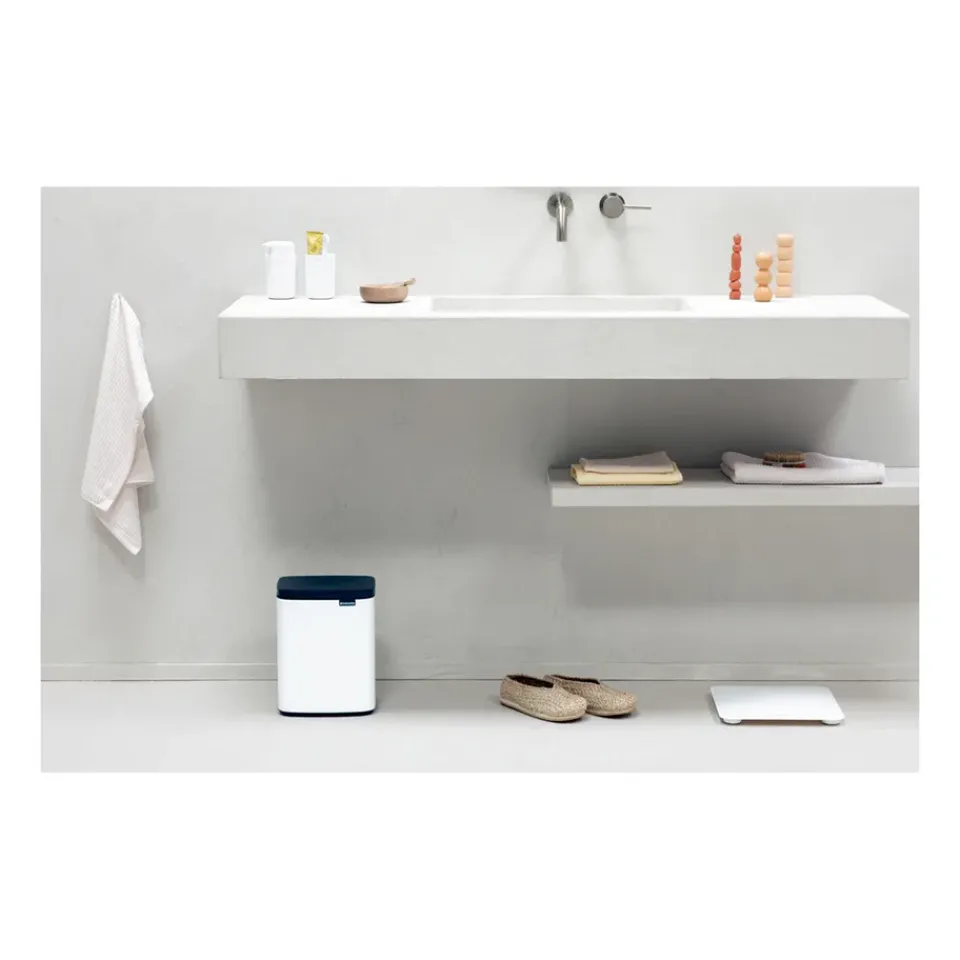 Outlet Brabantia Cubo de basura Bo 7 L, Blanco