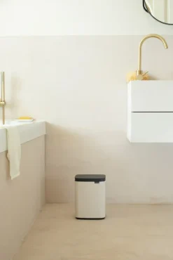 Outlet Brabantia Cubo de basura Bo 4 L, Soft Beige Marrón