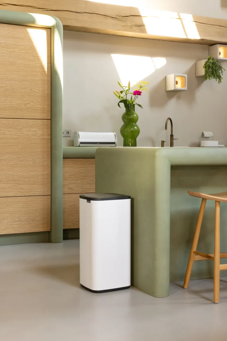 Hot Brabantia Cubo de basura Bo Touch Bin 30 L, Blanco