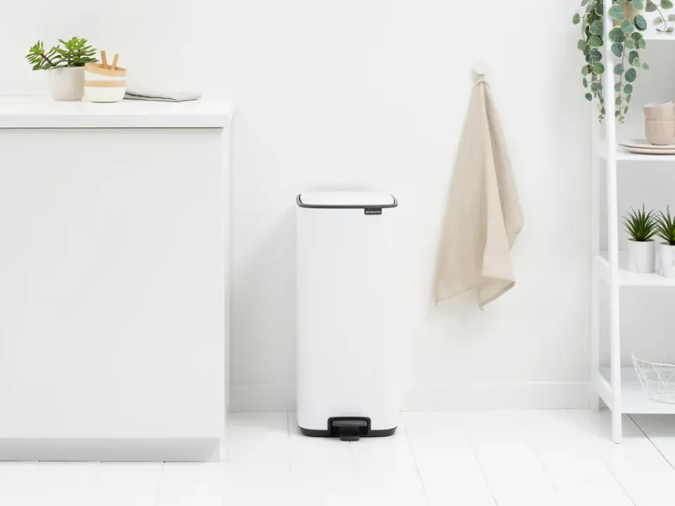 Hot Brabantia Cubo de basura con pedal Bo 30 L, Blanco