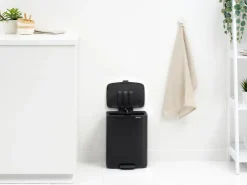Brabantia Cubo de basura con pedal Bo 12 L, mate Negro