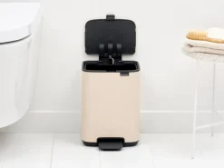 Outlet Brabantia Cubo de basura con pedal Bo 4 L, suave Beige
