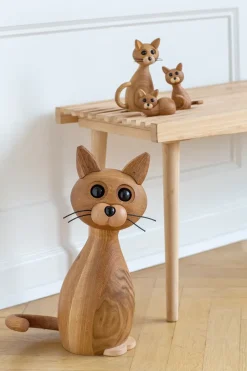 Hot Spring Copenhagen Decoración gato Lucky 42 cm, Roble-Arce Beige