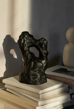 Online Ferm Living Escultura Grotto, Blackened Aluminium Negro