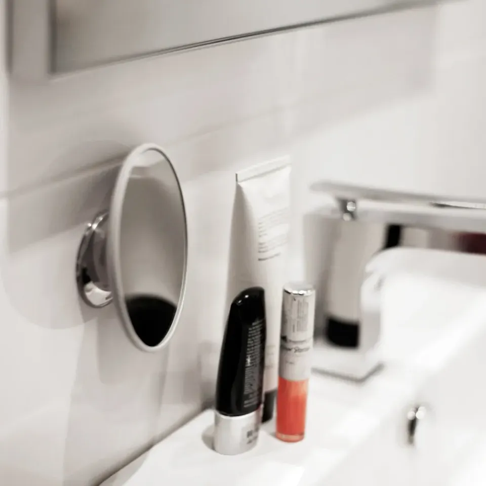 Discount Bosign Espejo de maquillaje AirMirror x20 desmontable con ventosa, Ø11,2 cm Blanco