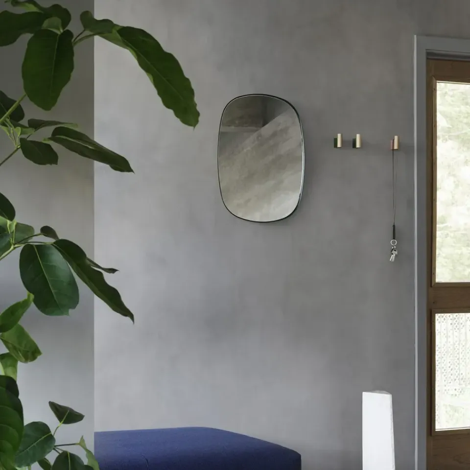Muuto Espejo Framed, Dark green, 59x44 cm Verde