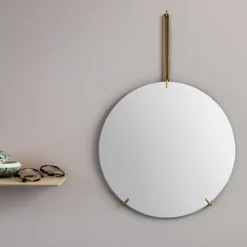 Clearance MOEBE Espejo Wall mirror Ø 30 cm, Latón Color dorado
