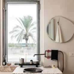 Ferm Living Espejo Pond, Dark chrome, xl Negro