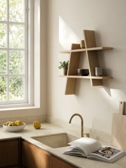 Outlet Andersen Furniture Estantería de pared A-Shelf Large 78x12x67 cm, Oak Marrón