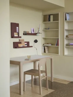 Clearance Muuto Estantería Folded, mediana, Deep Red Rojo