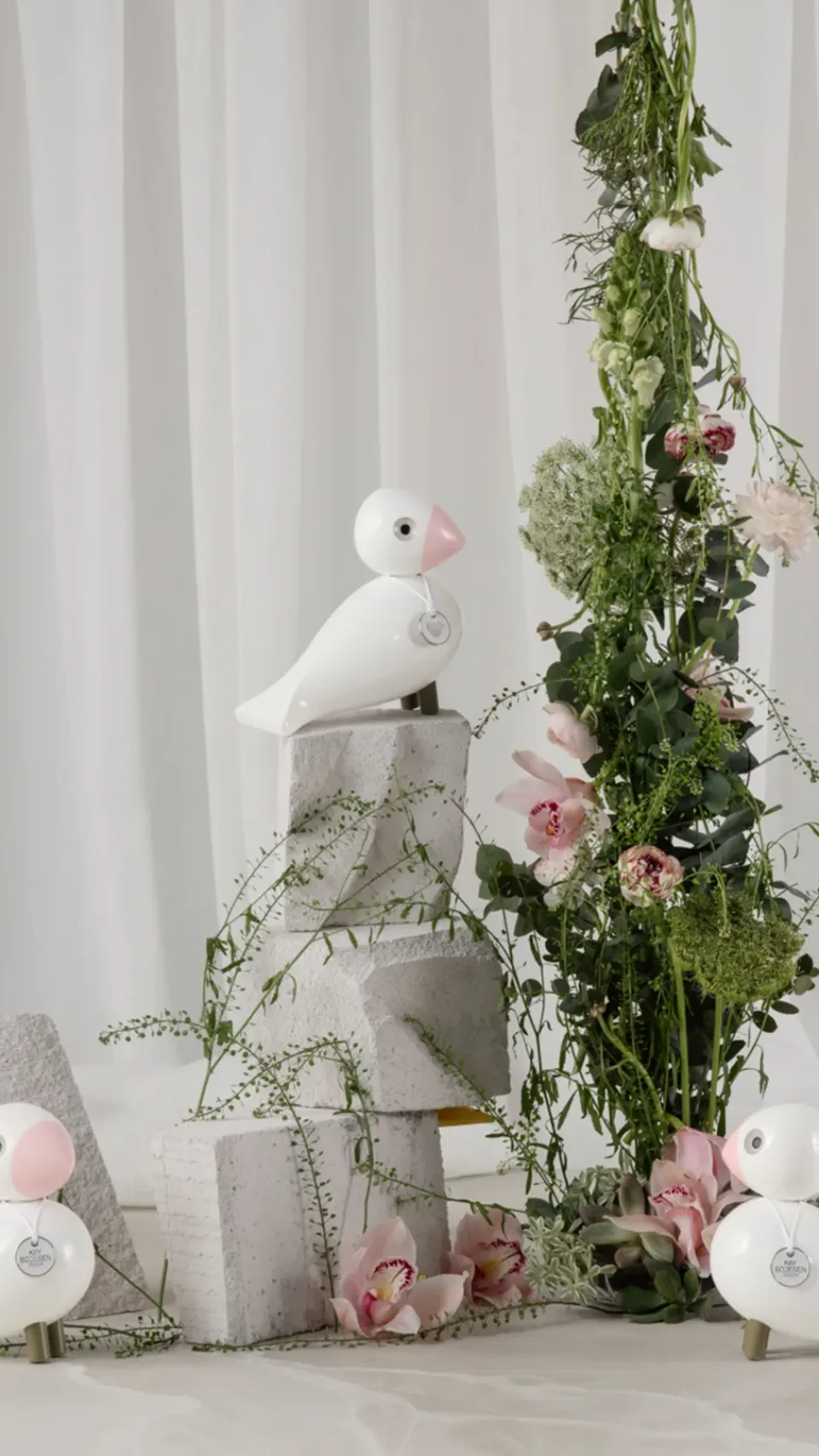Sale Kay Bojesen Denmark Figura Kay Bojesen pájaro cantor Love, Blanco- Rosa