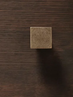 Outlet Ferm Living Gancho Square large, Casted brass Color dorado