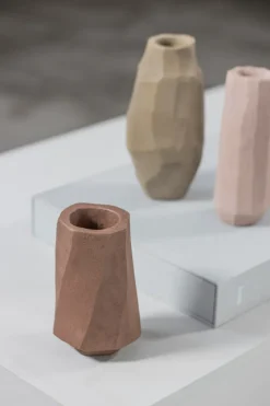 Sale Mette Ditmer Jarrón Art Piece Nuki C, Clay Marrón