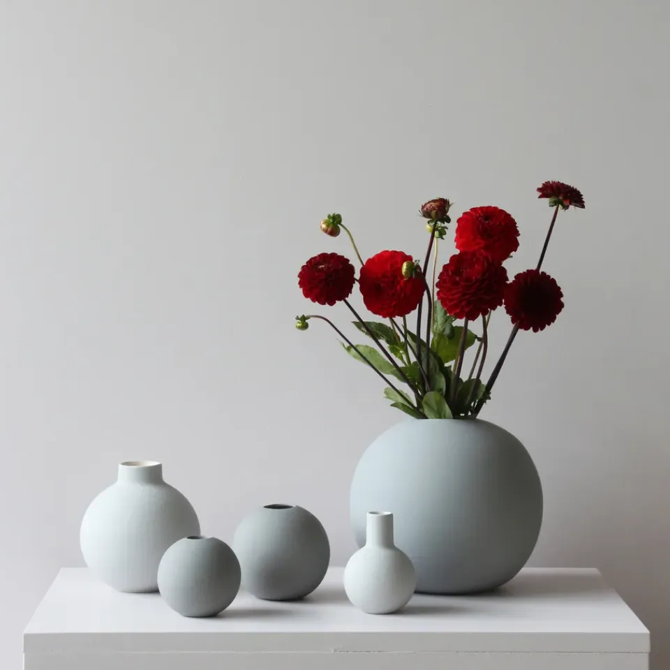 New Cooee Design Jarrón Ball , 10 cm Gris