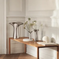 Georg Jensen Jarrón Bloom Botanica, 22 cm Plateado