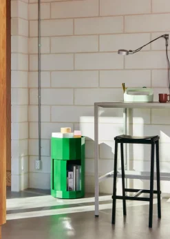 HAY Mesa auxiliar Facet Cabinet 101, Spinach green Verde