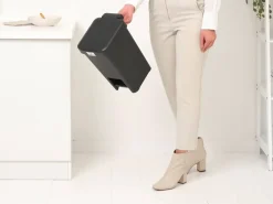 Clearance Brabantia Papelera con pedal StepUp de 10 L, oscuro Gris