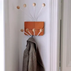 New Maze Perchero de pared Bill S, Blanco