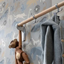 New Essem Design Perchero Nostalgi, Abedul, soportes aluminio Beige
