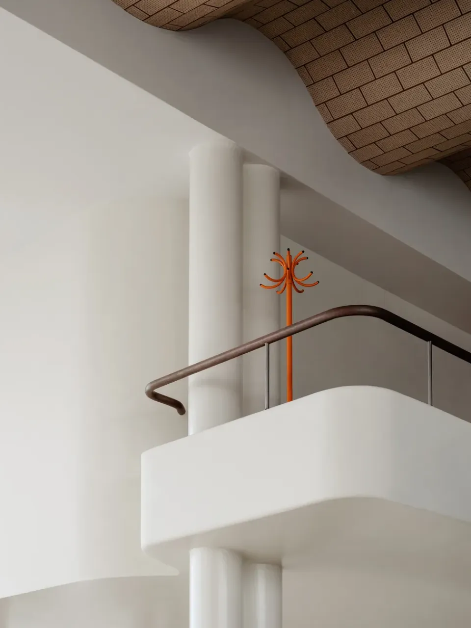 New Lammhults Perchero S70-12 , Textura Naranja