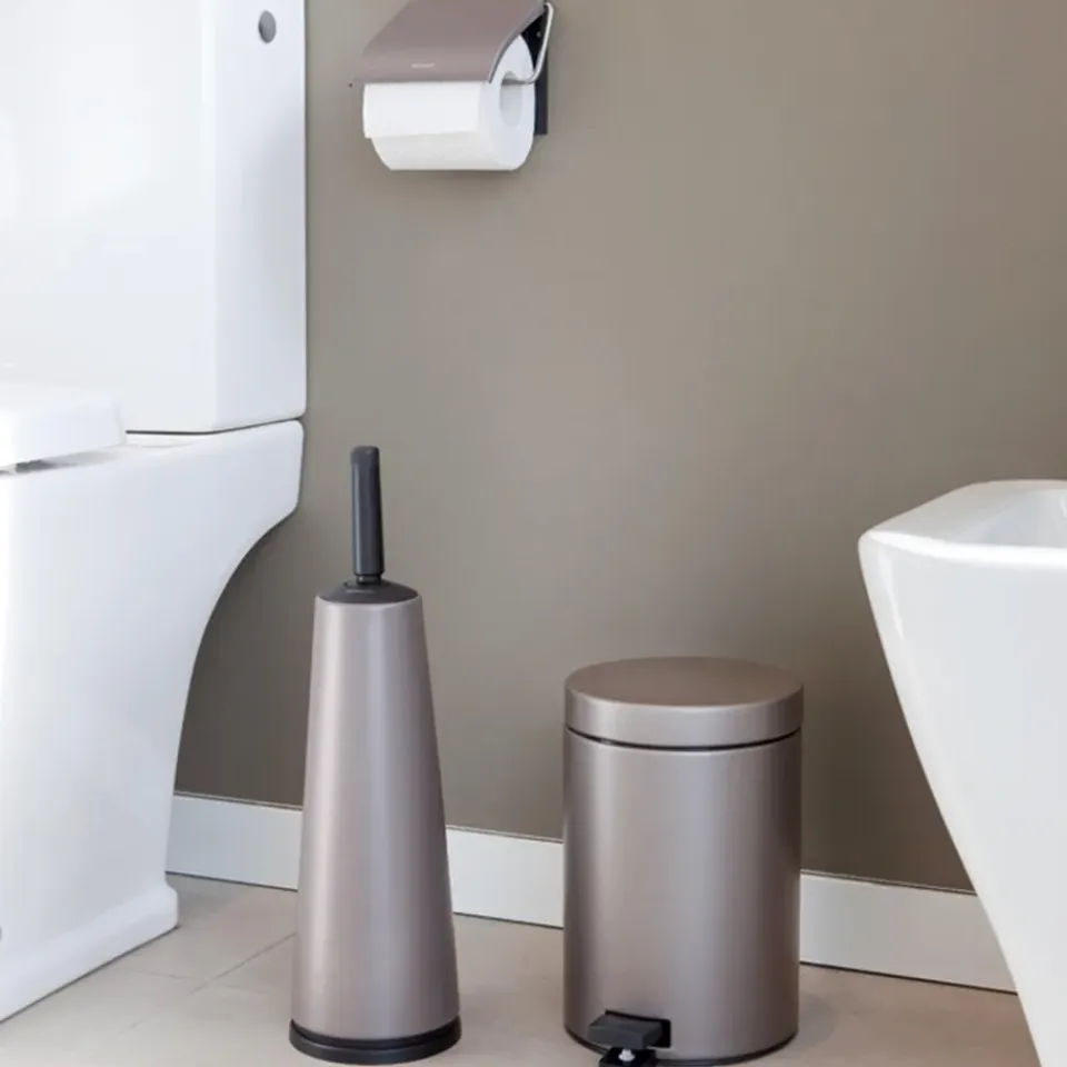 New Brabantia Portaescobillas de inodoro ReNew , platino Marrón