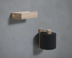 Hot Andersen Furniture Portarrollos para papel higiénico Andersen, Lacquered oak Marrón
