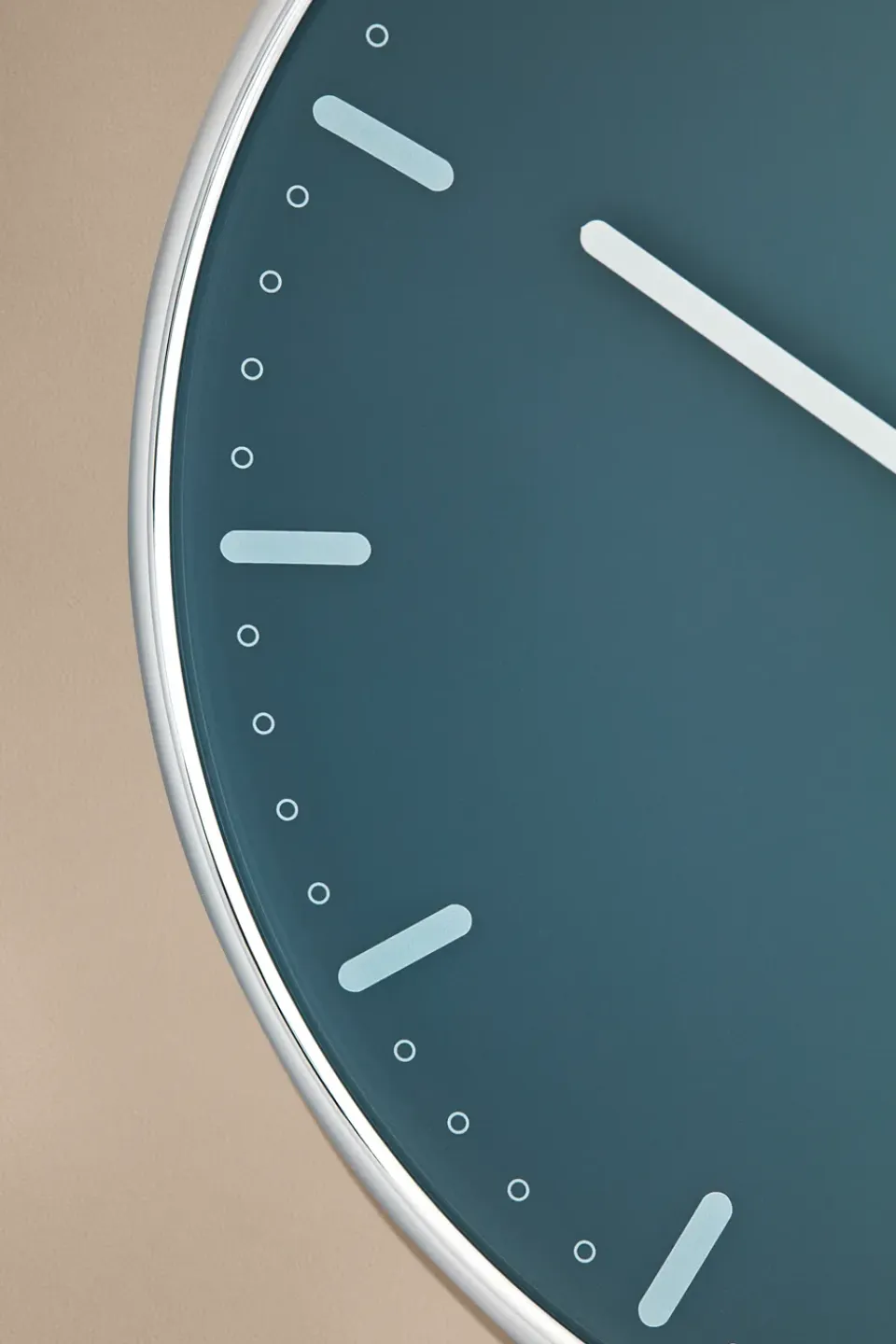 Best Arne Jacobsen Clocks Reloj AJ City Hall, , Ø29 cm Azul