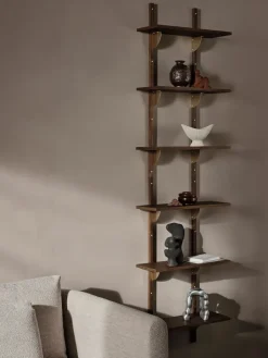 New Ferm Living Repisa Sector triple narrow, Smoked Oak, brass Marrón