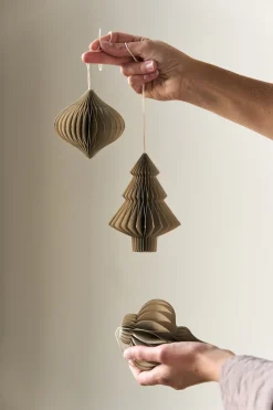 Scandi Living Set de 4 bolas de Navidad Spira, Beige