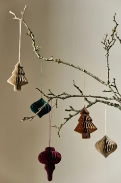 Clearance Scandi Living Set de 4 bolas de Navidad Tree, Beige