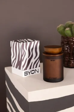 Sale Byon Vela aromática Fumage, 55 h Marrón
